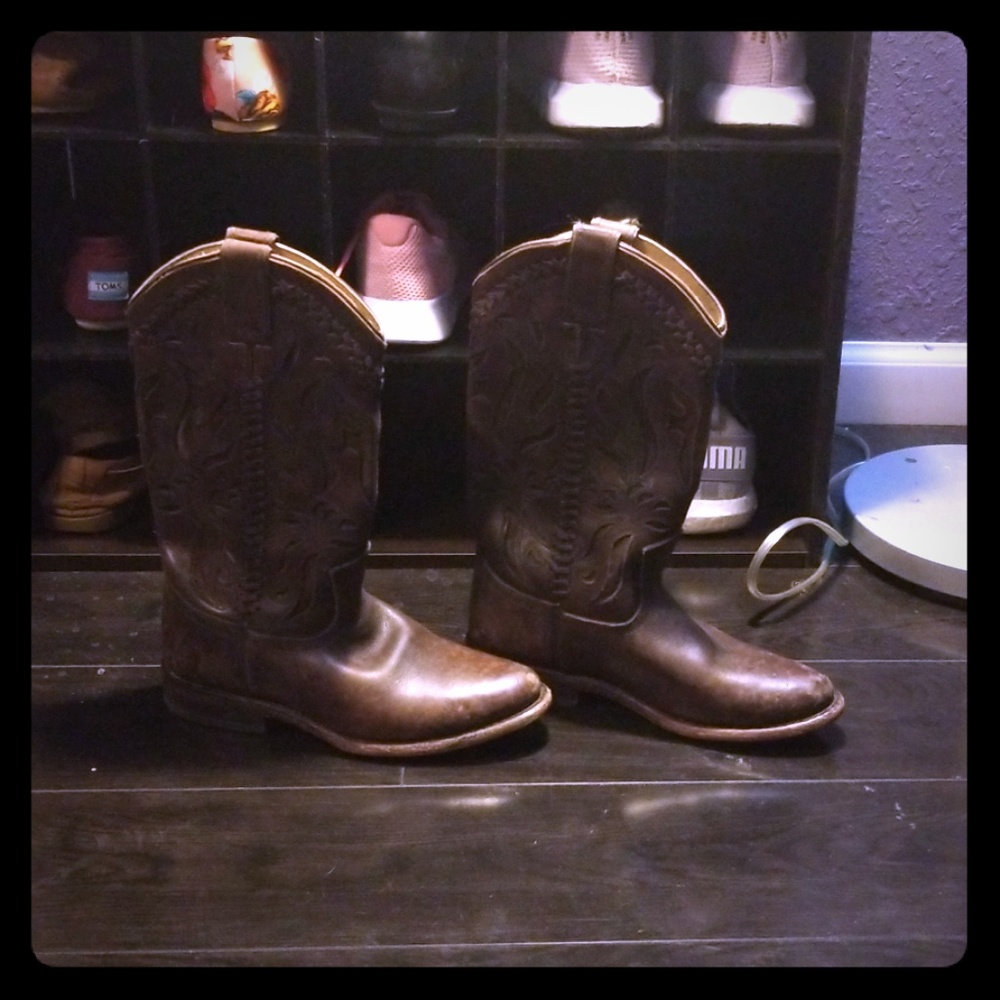 Frye Embroidered Western Boots
